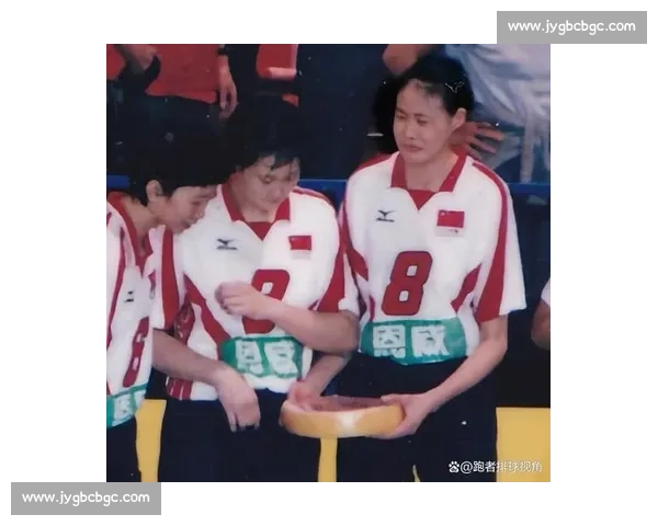 赵蕊蕊 17 岁青涩照曝光!从接应到副攻的蜕变见证中国女排黄金一代 赵蕊蕊 17 岁青涩照曝光!从接应到副攻的蜕变见证中国女排黄金一代