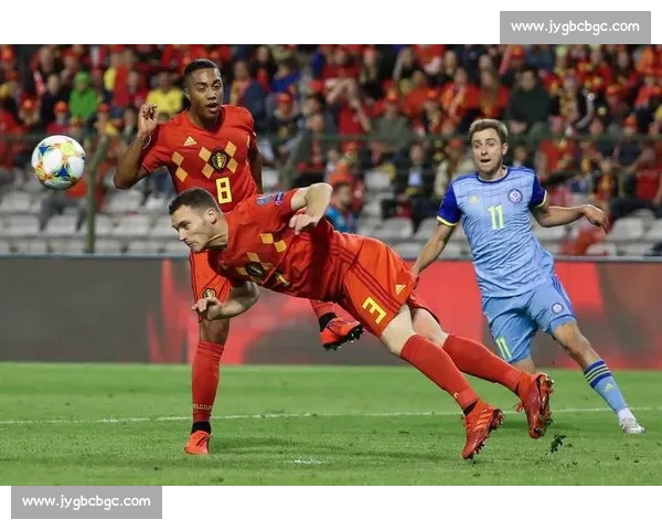 欧洲红魔的纯粹坚守：从低谷到巅峰的足球信仰